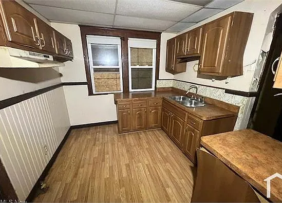 4 bed, 1300 sqft, $1,808 — Photo 4