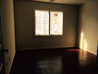 4th image of 7-19 Cedar St #2