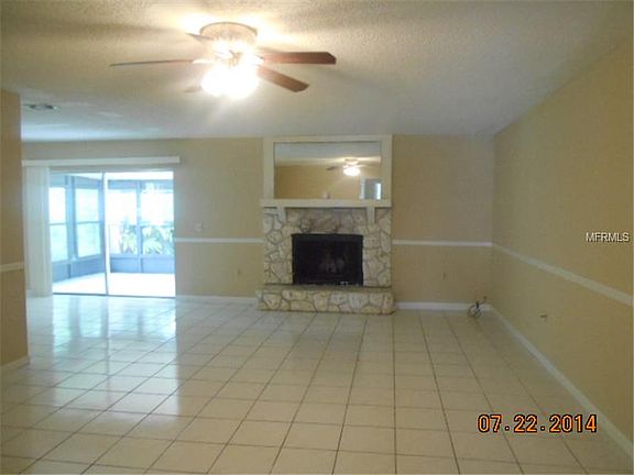 4th image of 7120 Knottypine Ave