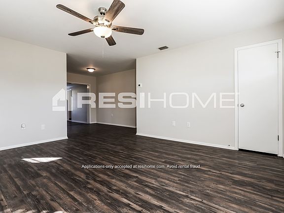 5th image of 265 Golden Sands Dr