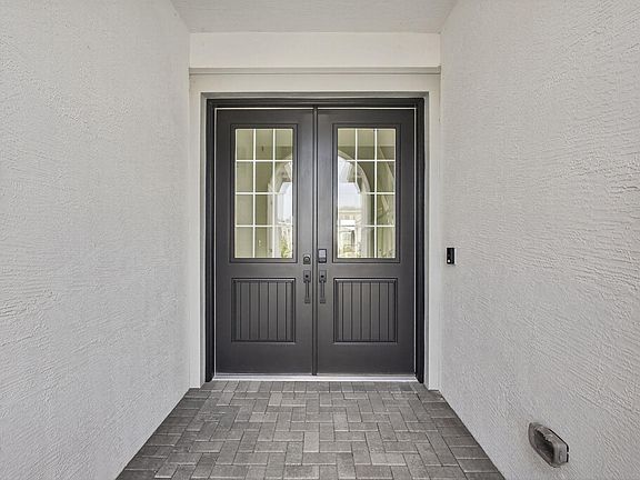 3rd image of 14052 Spruce Pine Drive