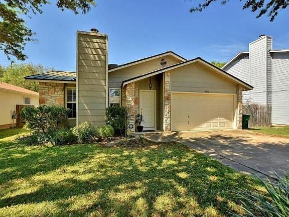 2nd image of 11210 Blackmoor Dr