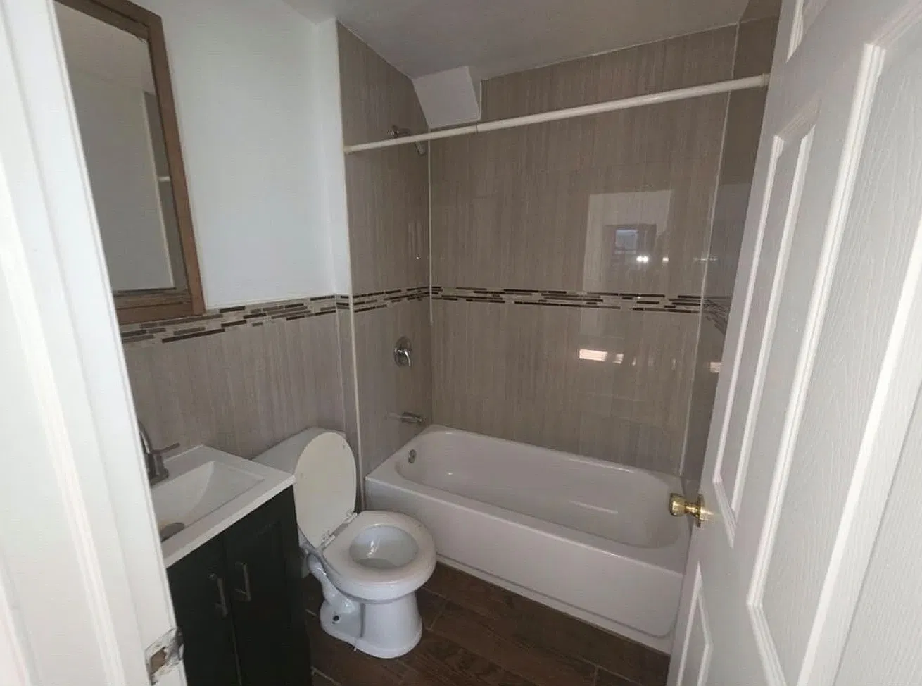 2 bed, $1,700 — Photo 4