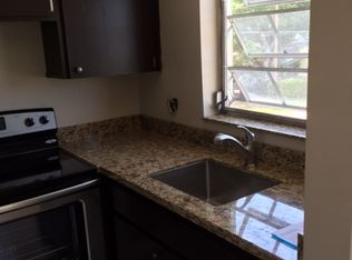 1690 NE 32nd St APT C, Oakland Park, FL 33334