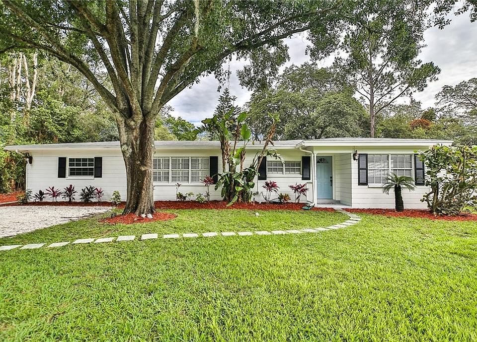 1st image of 2549 Lake Ellen Dr