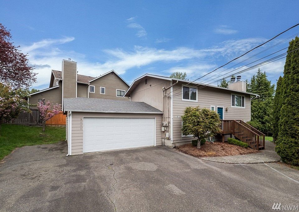 1st image of 3111 204th St SW #A