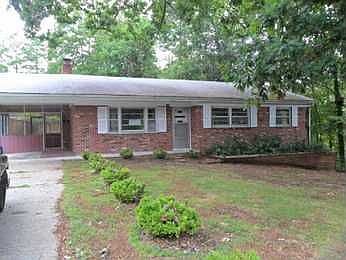 1st image of 104 Averett Ct