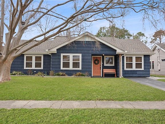 3rd image of 132 Coventry Ct