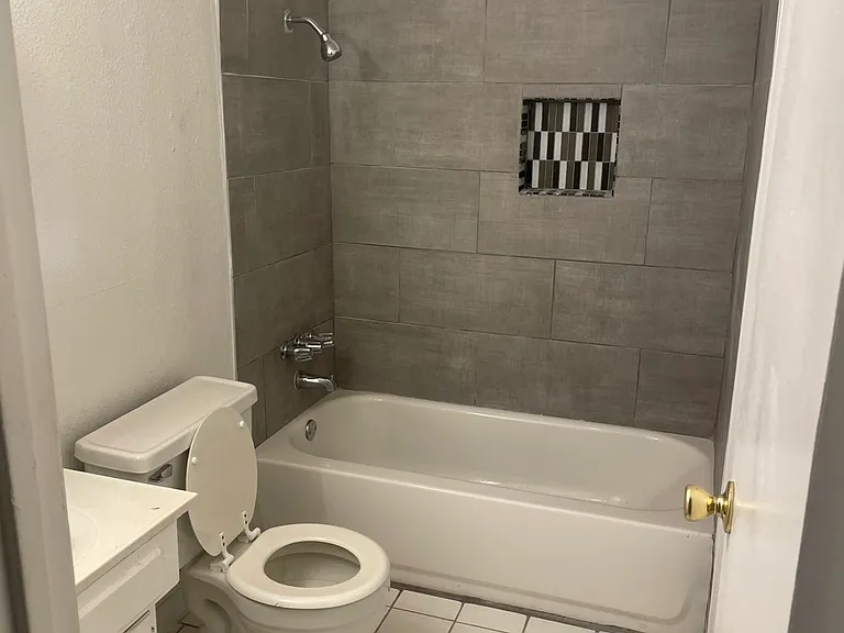 840 King Richard Ave #27 — Photo 4