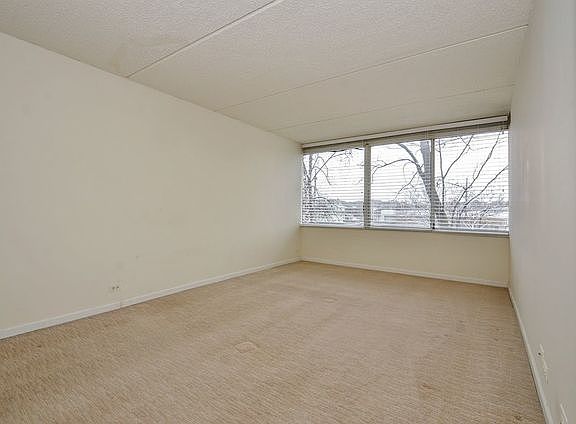 2nd image of 2026 Saint Johns Ave APT 301