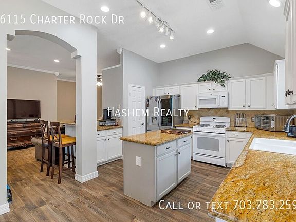 2nd image of 16115 Charter Rock Dr