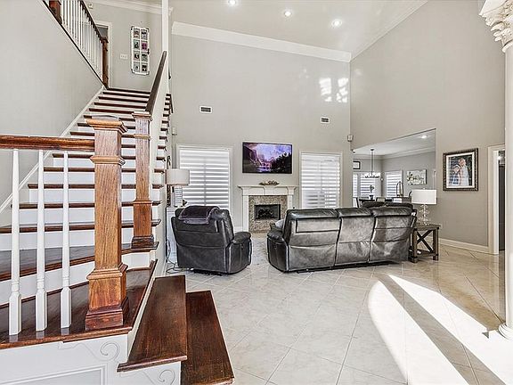 5th image of 1769 Sherbrooke Ln