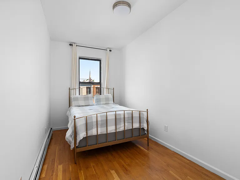 107 W 120th St #4F — Photo 4