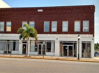 25 E Wall St, Frostproof, FL 33843