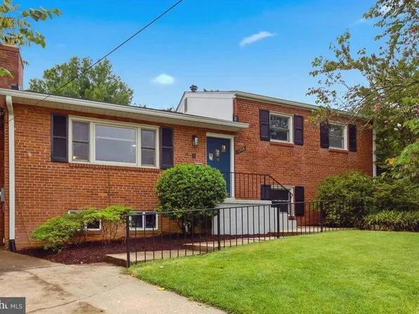 6108 22nd Rd N, Arlington, VA 22205