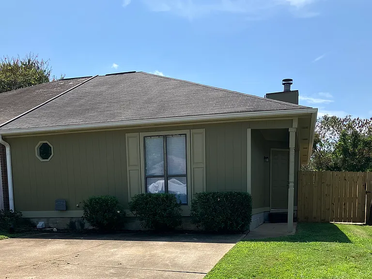 3822 Sunrise Ln — Photo 1