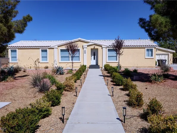 1660 E Blackhorn St, Pahrump, NV 89048