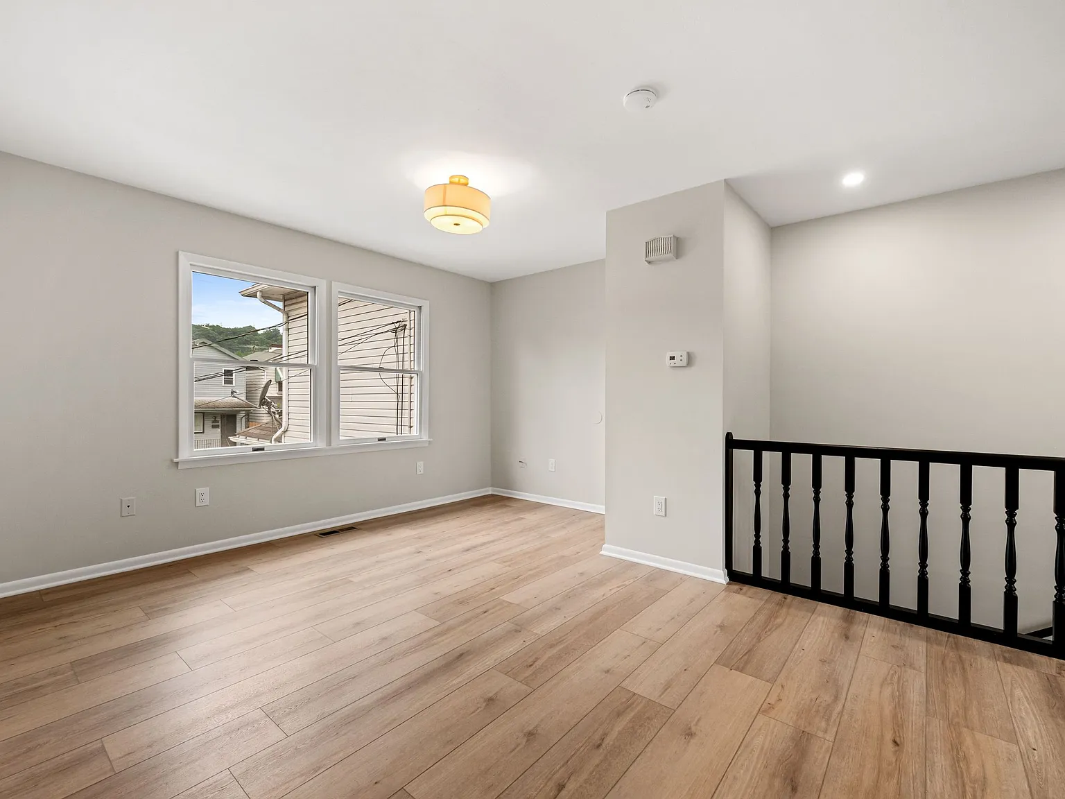 1 bed, 1.0 bath, 620 sqft, $925 — Photo 3