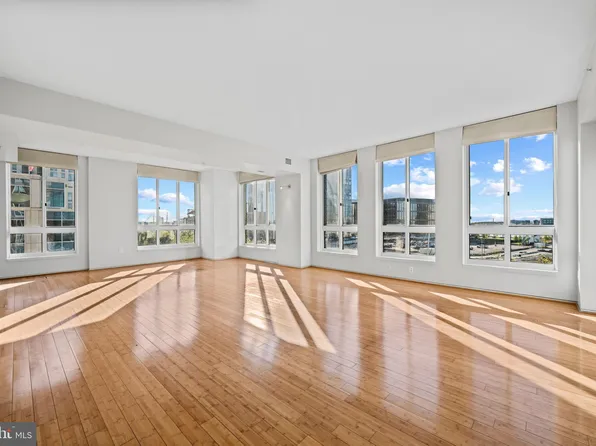 717 President St Unit 504, Baltimore, MD 21202