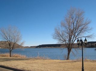 20 W Lakeshore Dr, Ransom Canyon, TX 79366