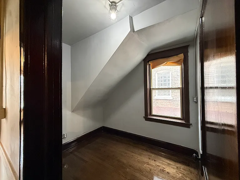 4222 W Cullerton St — Photo 7