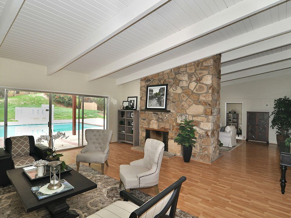 1st image of 5551 El Canon Ave