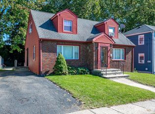 18 Union Pl, Irvington, NJ 07111