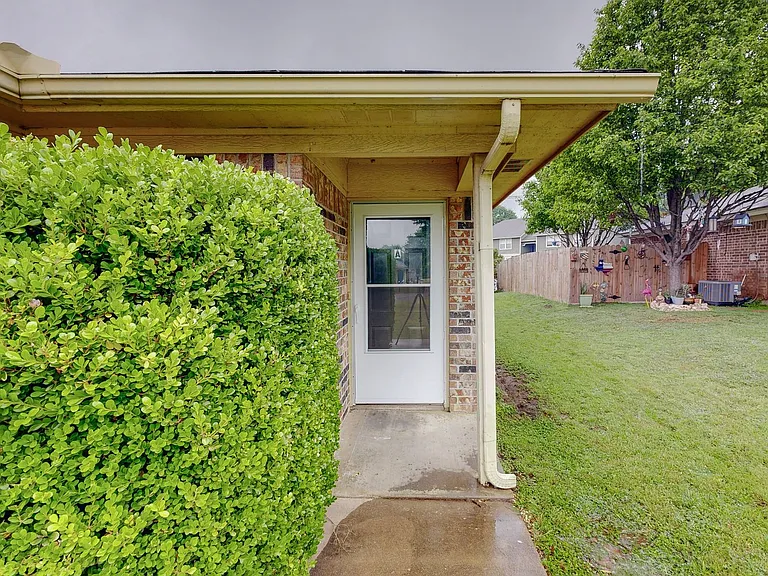 1308 Ridge Run St — Photo 4
