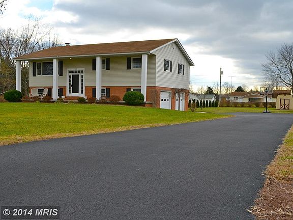 2nd image of 735 Montmorency Dr
