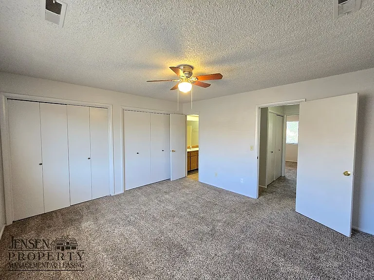 988 N 1725 W #49 — Photo 22