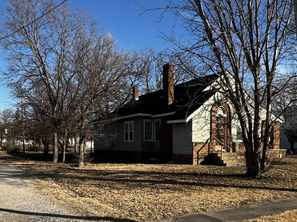 308 24th St, Wilson, KS 67490