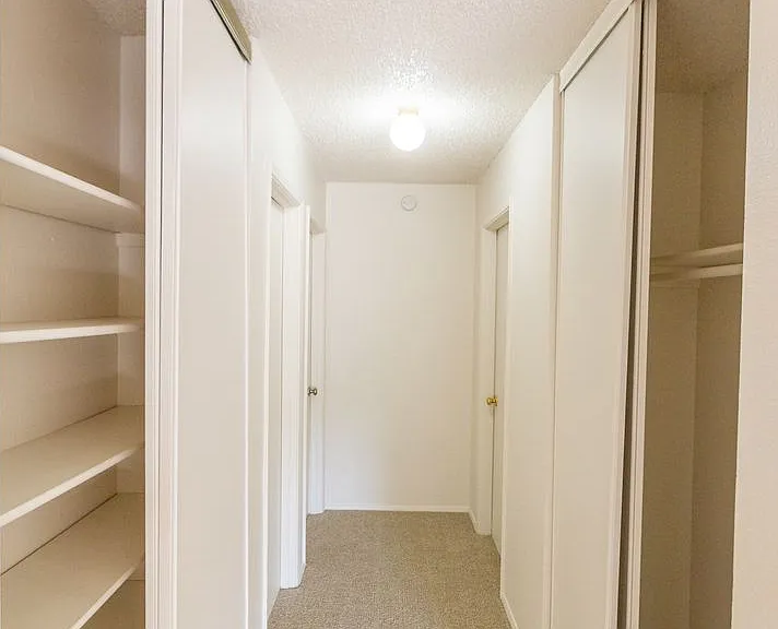 Cedars West Apartments — Photo 24