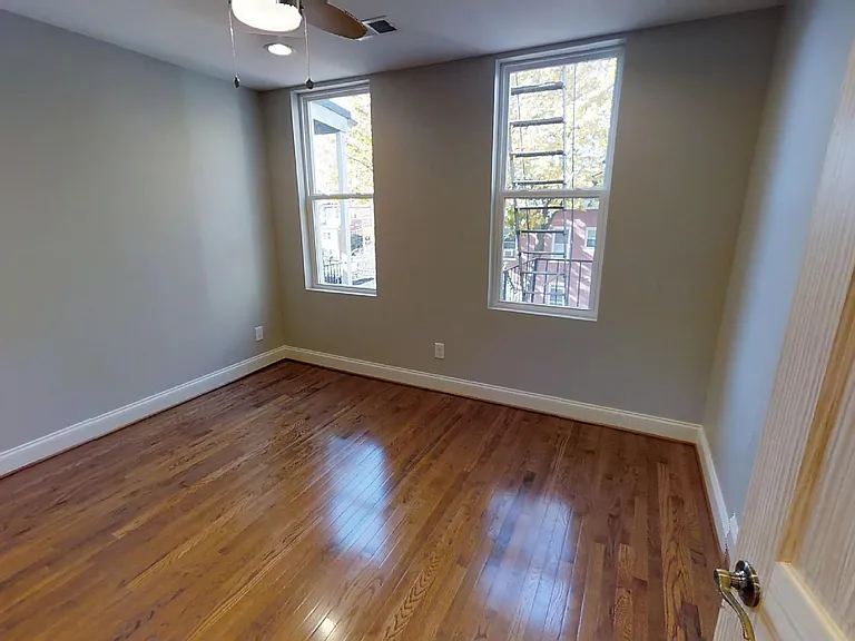 3221 Guilford Ave #A — Photo 8