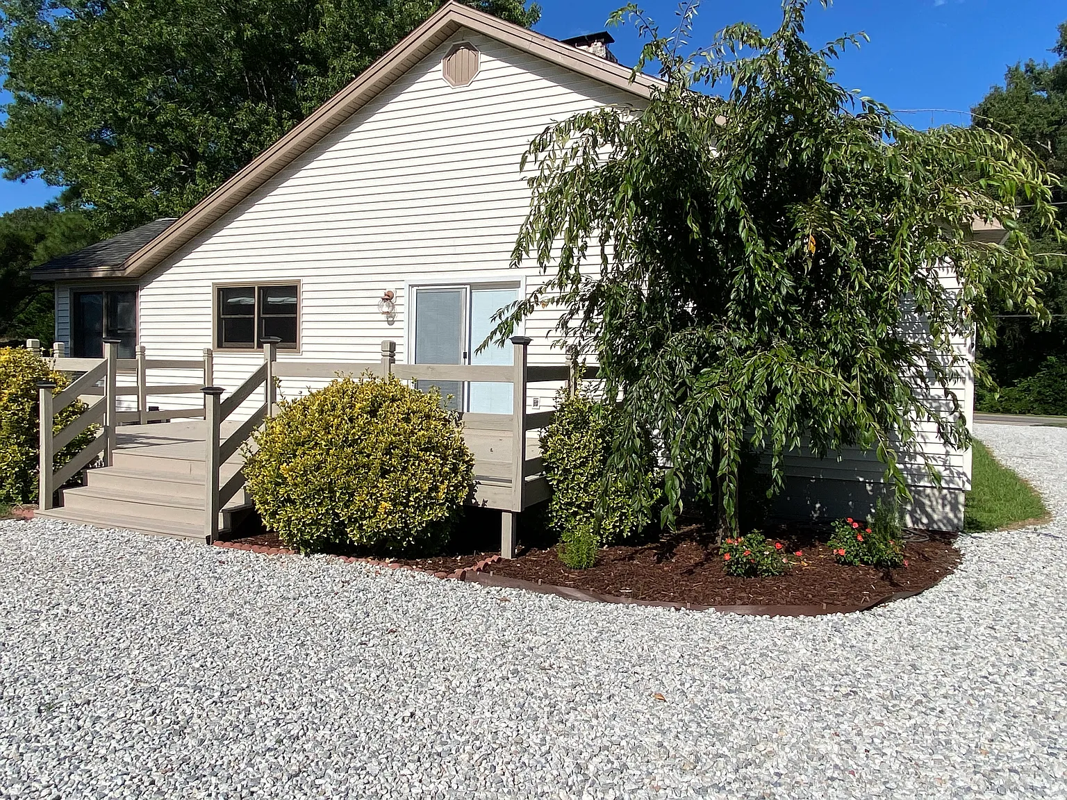 2819 Seaboard Rd — Photo 4