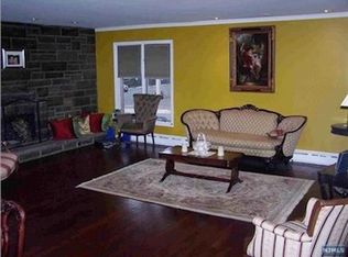 725 Palisade Ave, Cliffside Park, NJ 07010