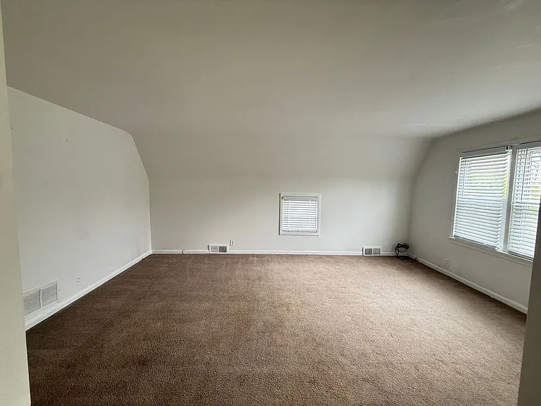 5680 Trailer Park Dr — Photo 7