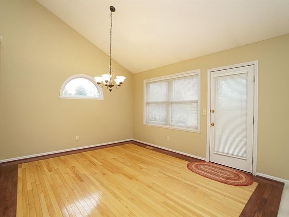 5th image of 8196 Tollbridge Ct