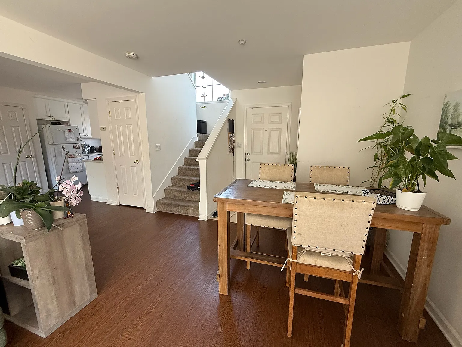 3 bed, 2.5 bath, 1344 sqft, $3,500 — Photo 4