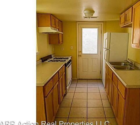 3rd image of 11023 Sunshine Ct