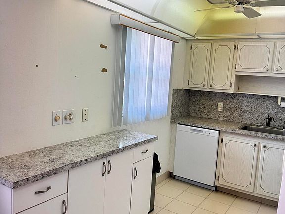 4th image of 277 Seville L