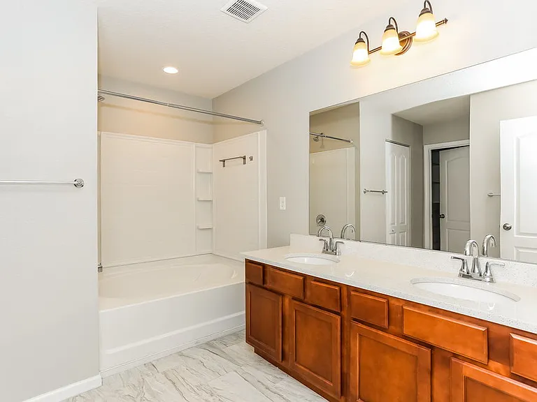 3703 Summit Oaks Dr — Photo 13
