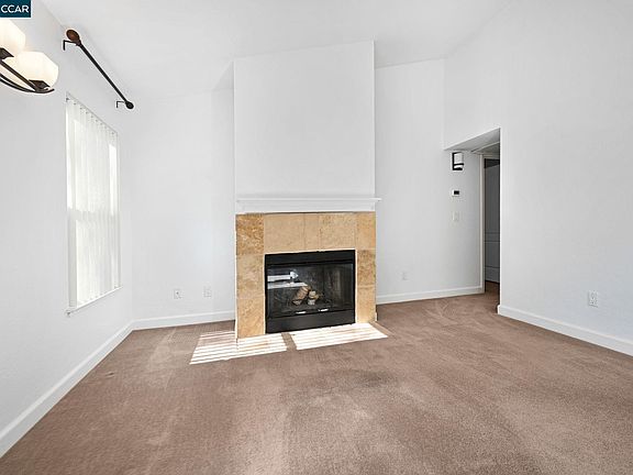 5th image of 140 Reflections Dr APT 21