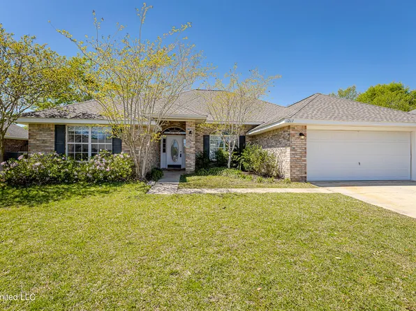 1217 Monticello Blvd, Ocean Springs, MS 39564