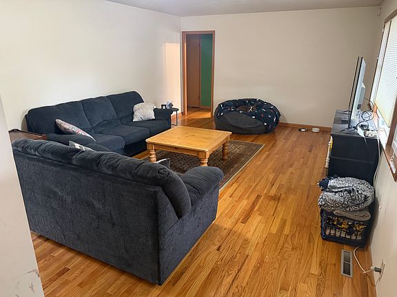 2nd image of 2700 S 44th St