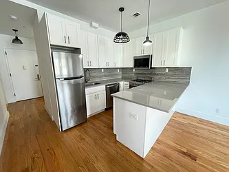 Rented by Tapiro Realty