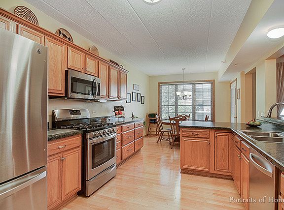 2nd image of 6749 S Pointe Dr Unit 1A