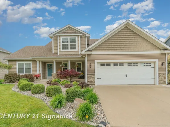 8841 Cottonwood Dr, Freeland, MI 48623
