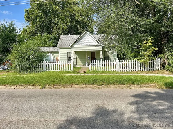 807 N Vinita Ave, Tahlequah, OK 74464