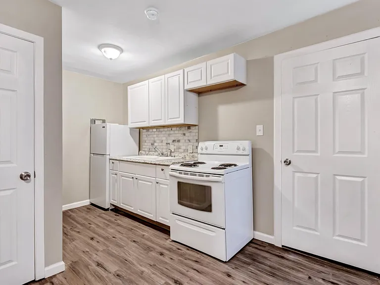 2355 Longhorn St — Photo 17