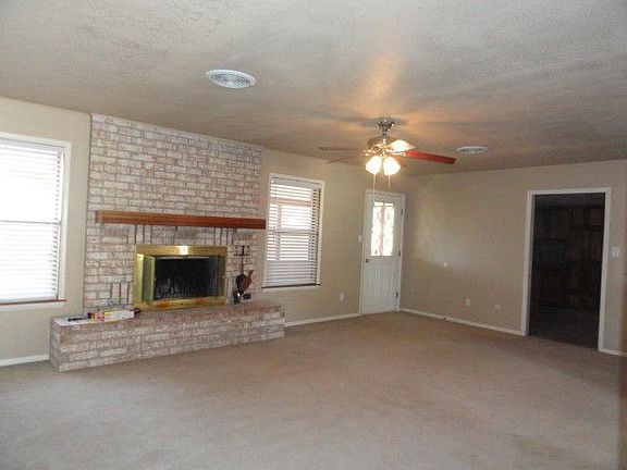 3rd image of 3019 Sunrise Ave